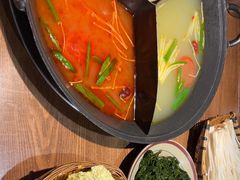 -巴卤社老火锅(财富店)