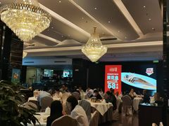 -万龙洲海鲜(大兴绿地缤纷城店)