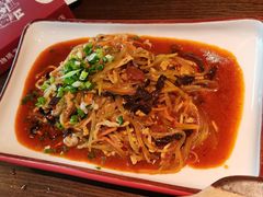 -肖四女乐山跷脚牛肉(南汇大学城生活广场店)
