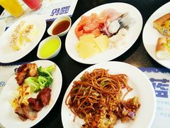 -淄博蓝海国际大饭店·蓝钻国际美食自助百汇(柳泉路店)