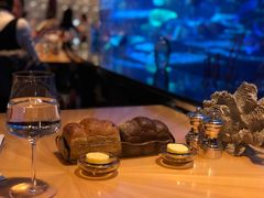 -迪拜帆船酒店海底餐厅