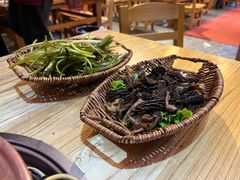 -阿婆情腊排骨火锅(金虹路店)