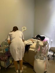 -苑苑vbeauty科技美容SPA