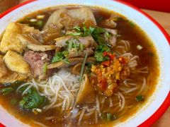 -八一路好吃街(雨田商务大厦店)