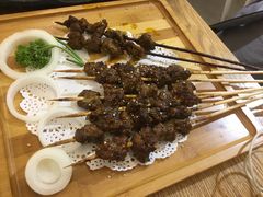-衡哥肉铺