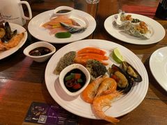 -四海一家自助餐(益田假日广场店)