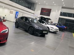 -TESLA 特斯拉(北京南四环中路特斯拉中心)