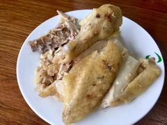 白斩鸡-大树下饭店(春晓镇慈岙社区卫生服务站南)