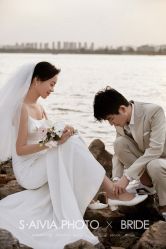 -雪中彩影婚纱摄影·微光艺术中心