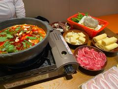 -黔滚滚贵州牛肉火锅·酸汤火锅(创意园店)