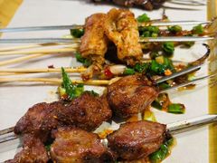 -街角等你.大连海鲜烧烤.经典铁板海鲜串(西安路店)