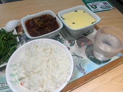 -老乡鸡(东方广场店)