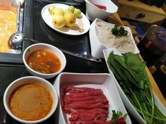 -东道煮牛肉火锅(重庆路店)