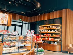 面包甜点陈列柜-星巴克(广州立白中心店)