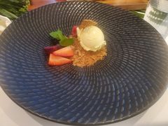 大溪地香草冰淇淋和巧克力薄脆-Tomato&Pepper法餐厅