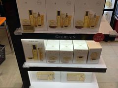 -日上免税店(三径路t3店)