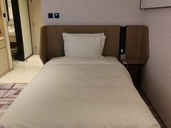 -大连星海皇冠假日酒店