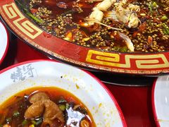 -烧哥美蛙肥肠鱼火锅·十五年社区店