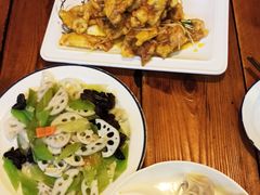 -闯关东东北农家菜(崂山石老人店)