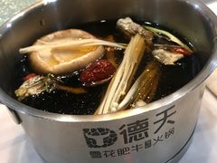 -德天肥牛海鲜火锅(龙吟坊店)