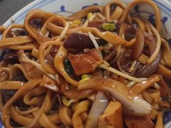 -珠宝街老左杂酱面馆