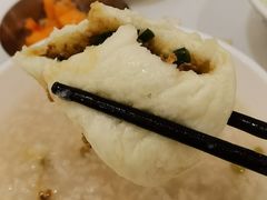 -李与白包子铺(桐梓林店)