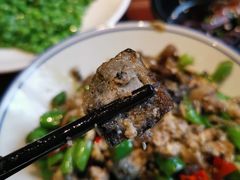 尖椒笋尖炒臭豆腐-大牌大·传统杭帮菜(湖滨店)