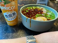 -臻老板牛肉面(光华路SOHO店)