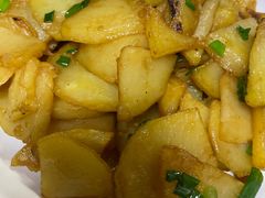 -芦茨金富饭庄·25年老字号·专做稻草鸡