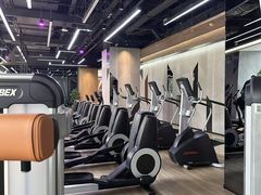 -威克健身游泳(万菱汇店)