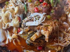 -鸣记脆皮烤鱼·海鲜烤鱼(三八广场店)