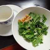 吃饭的朋友先预订座位哟