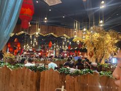 -老滇山寨•云南特色菜•地方菜•民族风情歌舞表演(金碧店)