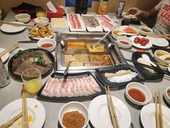 -海底捞火锅(宝龙广场夜宵主题店)