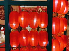 -梅龙镇广场