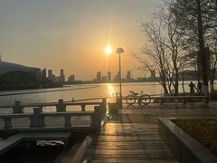 -嘉定北站-公交站停车场