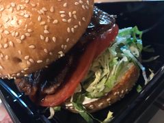 -The Habit Burger Grill 哈比特汉堡(复兴soho店)
