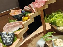 -山川小町·极番烧肉(新地假日广场店)