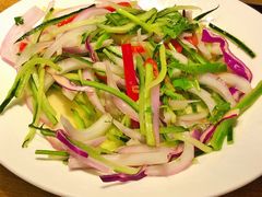 新疆老虎菜-清真·卡德尔大叔新疆主题餐厅(龙汇路店)
