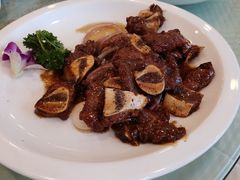 黑椒牛仔骨-江南村酒家