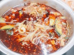 -周良天山牛杂城(天山路总店)