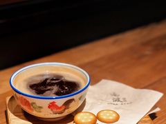 热美式咖啡-邊渡咖啡