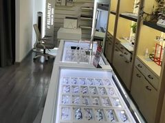 -康利眼镜·蔡司战略合作店(龙泉书房店)