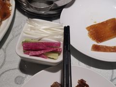 -湖庭壹品鸭王·传统北京烤鸭·别墅私房菜·庭院宵夜(江宁店)