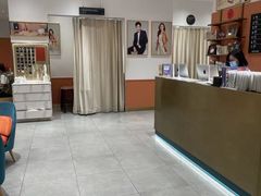 -海马体照相馆(万菱汇店)