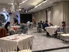 大堂-艳阳天·非遗楚菜(武展店)