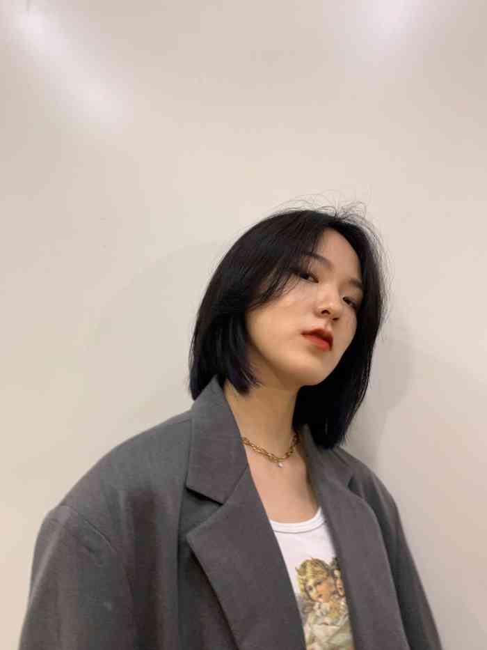 侨治发型stars中大银泰店