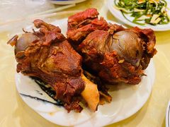 -鹤乡东北菜(崮山路店)
