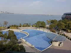 -上海滴水湖皇冠假日酒店