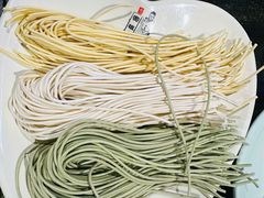 -宽板凳老灶火锅(台湾街店)